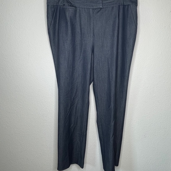 Tahari Arthur S. Levine Pants - Picture 6 of 10